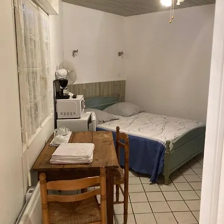 Le Robinson Bed and breakfast